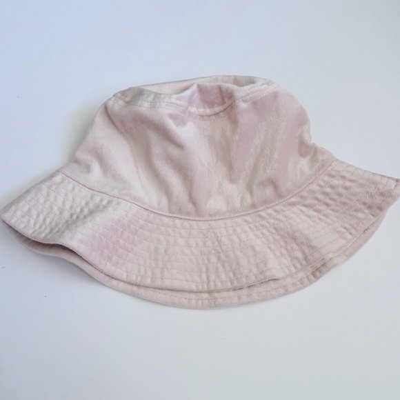 Urban Outfitters Pink Velvet Bucket Hat - Picture 2 of 4